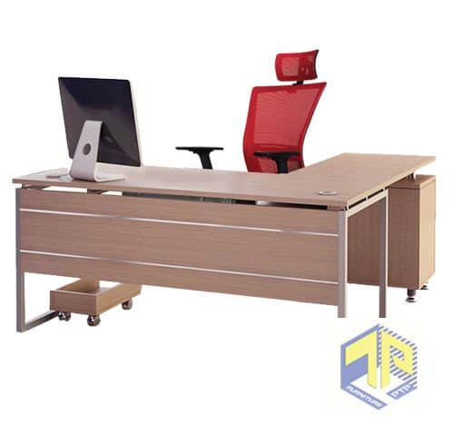 ban-giam-doc-HR160c2