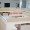 Vách ngăn bàn làm việc gỗ kính VNGK-10